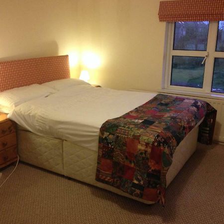 Lisieux House On Lough Neagh Bed and Breakfast Aghalee Eksteriør billede
