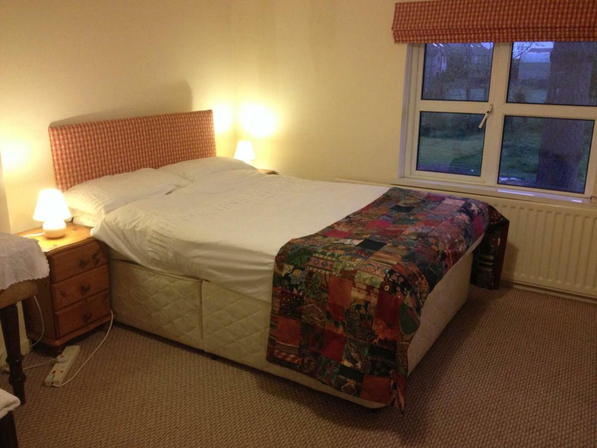 Lisieux House On Lough Neagh Bed and Breakfast Aghalee Eksteriør billede